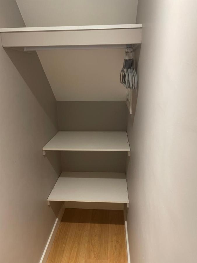 Hot Numbers Apartment Кеймбридж Екстериор снимка